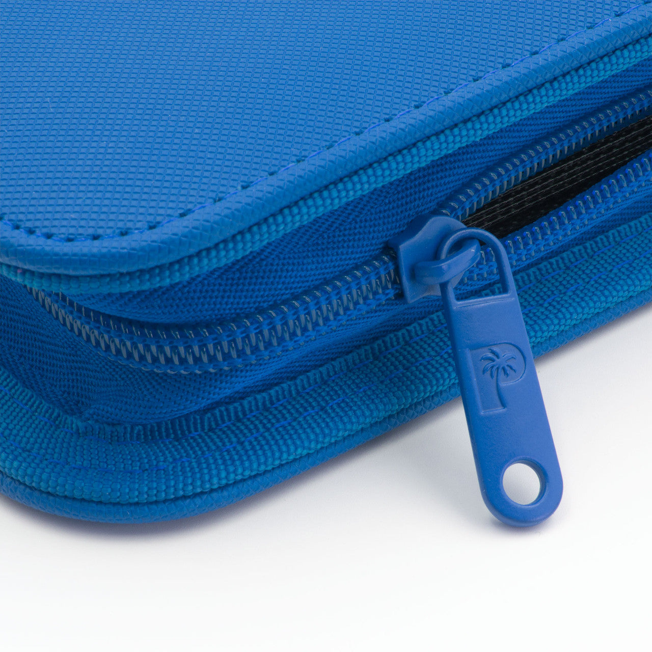 Collector's Series 9 Pocket Zip Trading Card Binder - BLUE - Palms Off Gaming